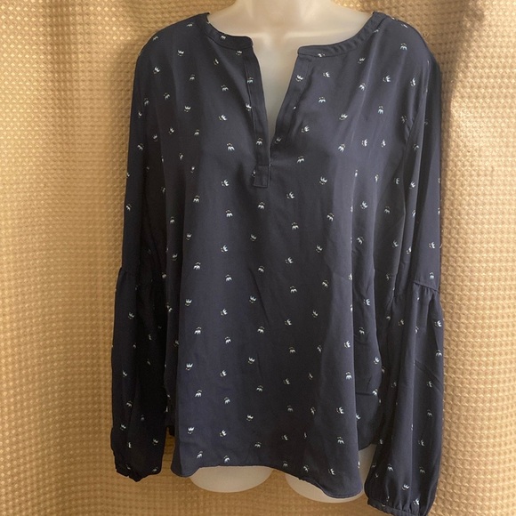 LOFT Navy Floral Split Neck Blouse - Picture 2 of 11